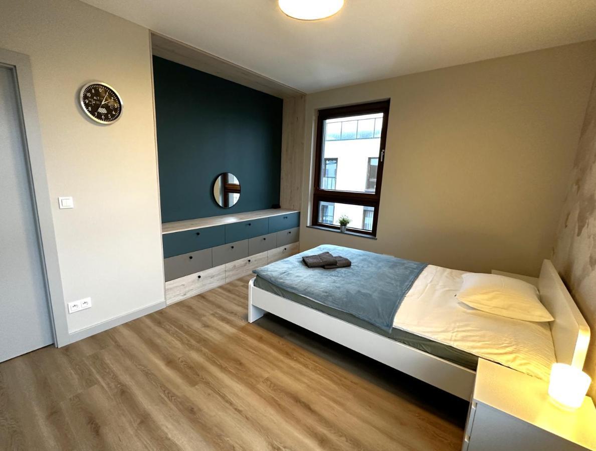 Apartament Lotnisko Chopina Warsaw Airport Buitenkant foto