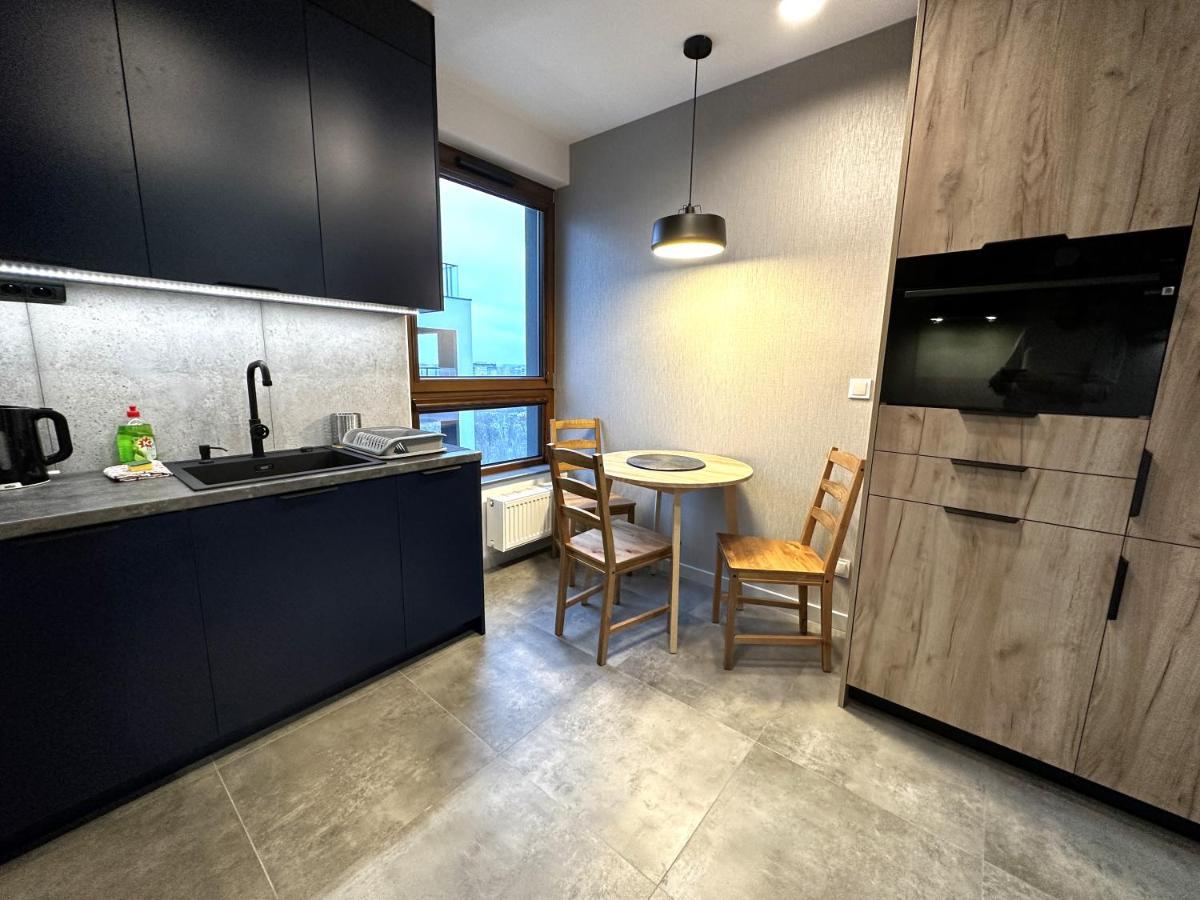 Apartament Lotnisko Chopina Warsaw Airport Buitenkant foto