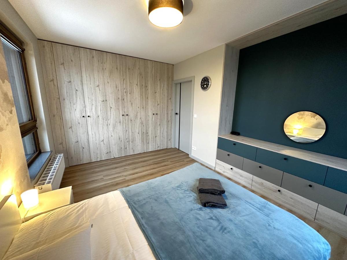 Apartament Lotnisko Chopina Warsaw Airport Buitenkant foto